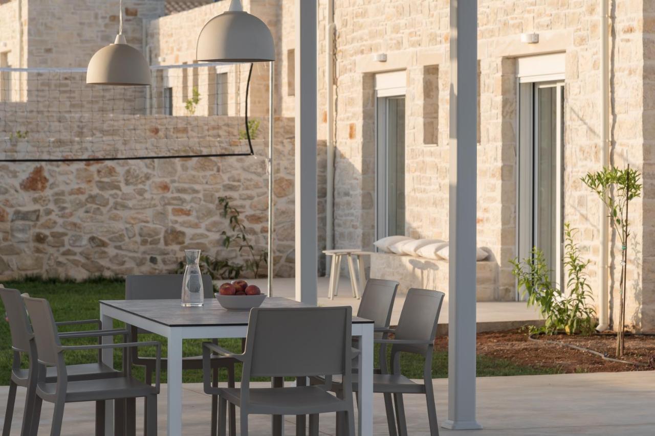 Evaero Villas I, Ii, Iii, IV - An Ever-So Inviting Escape, By Thinkvilla Sfakaki Exterior photo