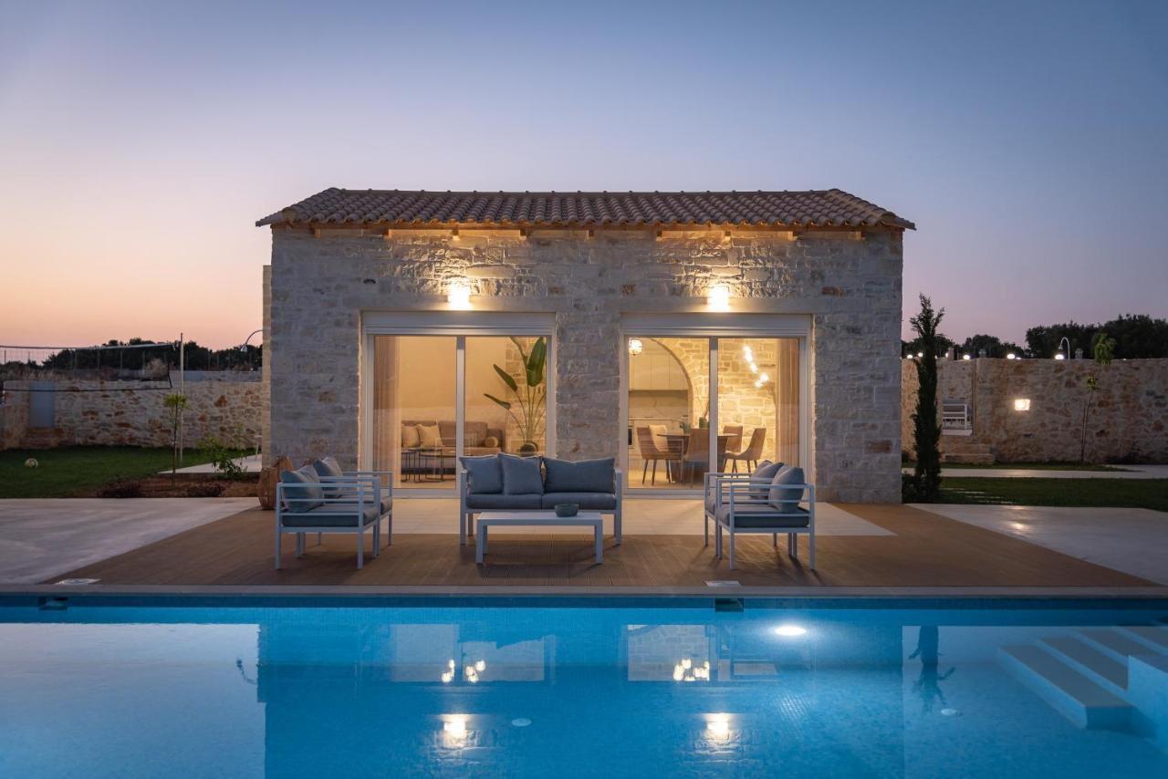 Evaero Villas I, Ii, Iii, IV - An Ever-So Inviting Escape, By Thinkvilla Sfakaki Exterior photo