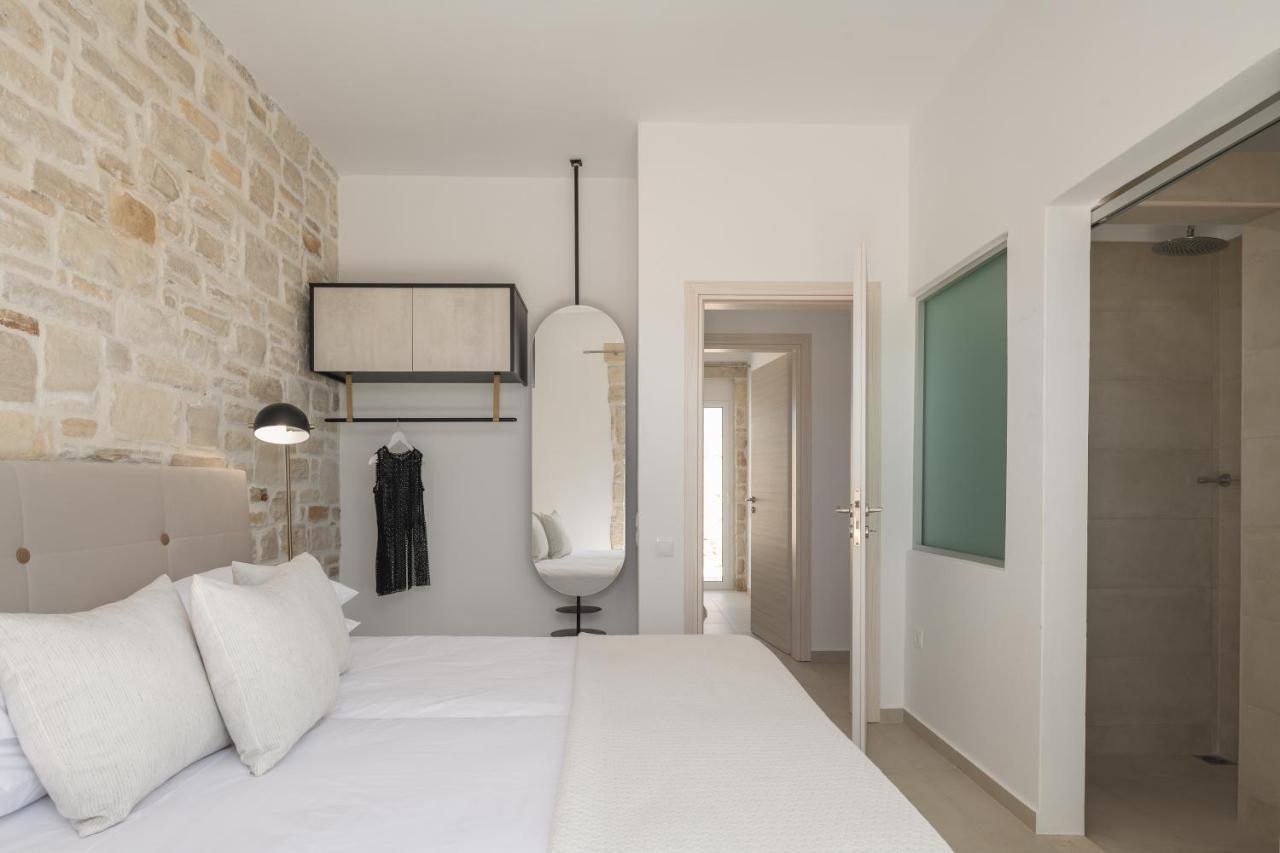 Evaero Villas I, Ii, Iii, IV - An Ever-So Inviting Escape, By Thinkvilla Sfakaki Exterior photo
