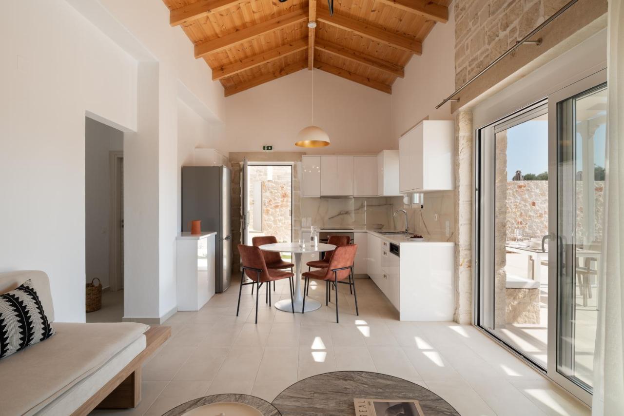Evaero Villas I, Ii, Iii, IV - An Ever-So Inviting Escape, By Thinkvilla Sfakaki Exterior photo
