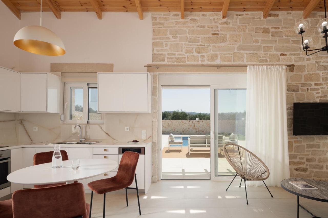 Evaero Villas I, Ii, Iii, IV - An Ever-So Inviting Escape, By Thinkvilla Sfakaki Exterior photo